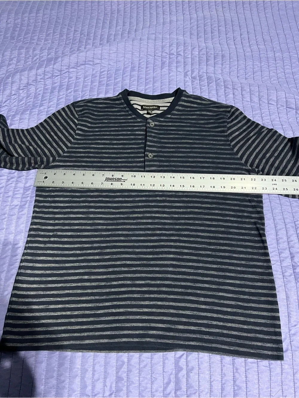 Banana Republic Navy and Gray Striped Henley Long-Sleeve Shirt XL